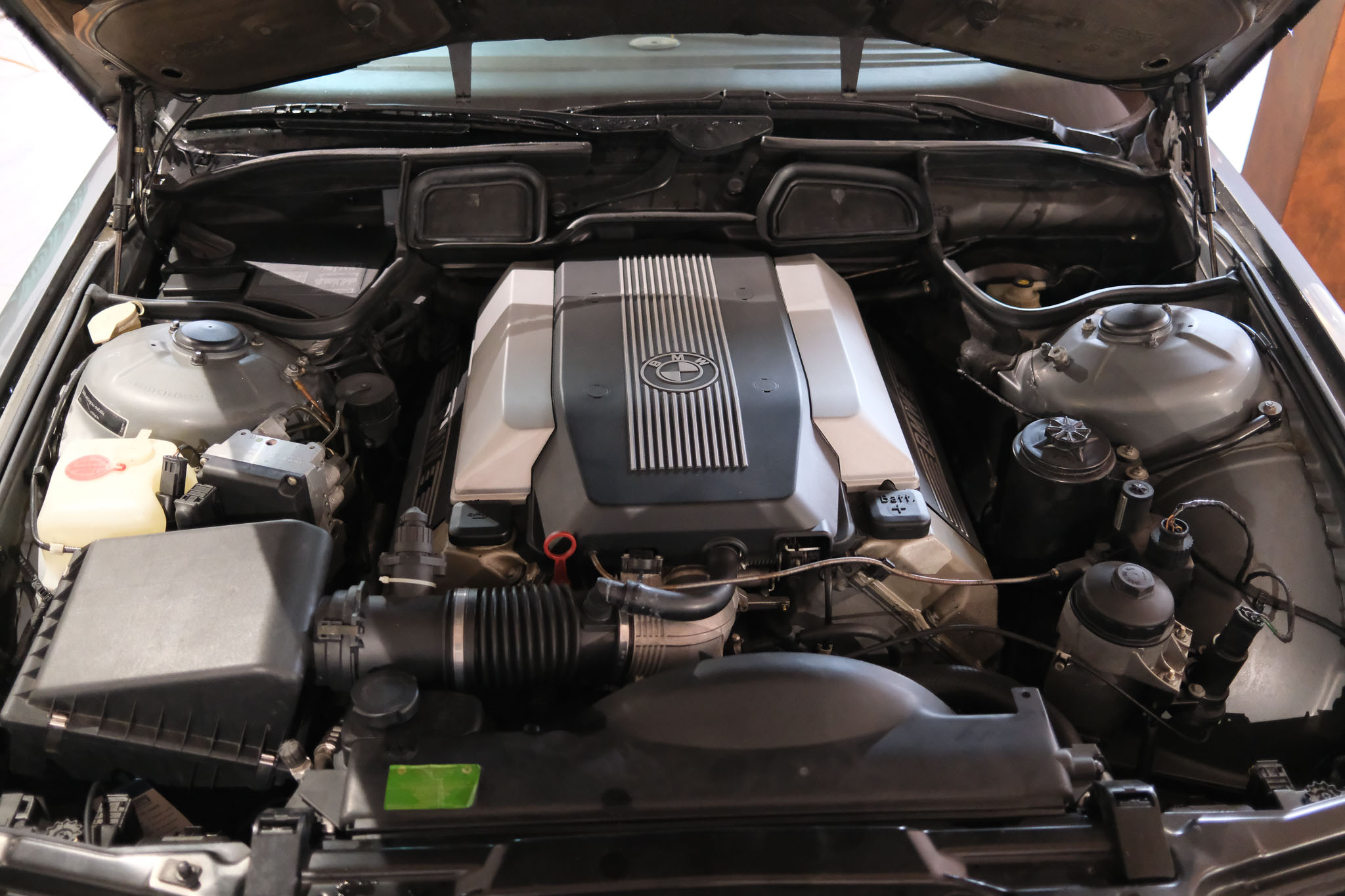 BMW740i_komp-13